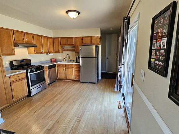 3rd image of 36252 N Park Dr