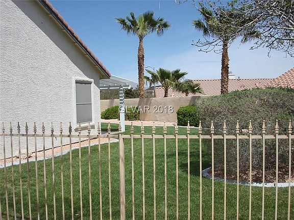 5th image of 5528 Bowerman Way