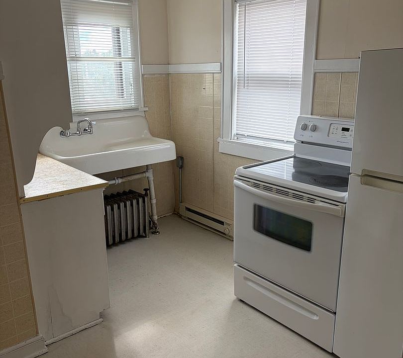 1st image of 543 Mill St #2