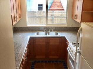 1050 N Vista St APT 2, West Hollywood, CA 90046