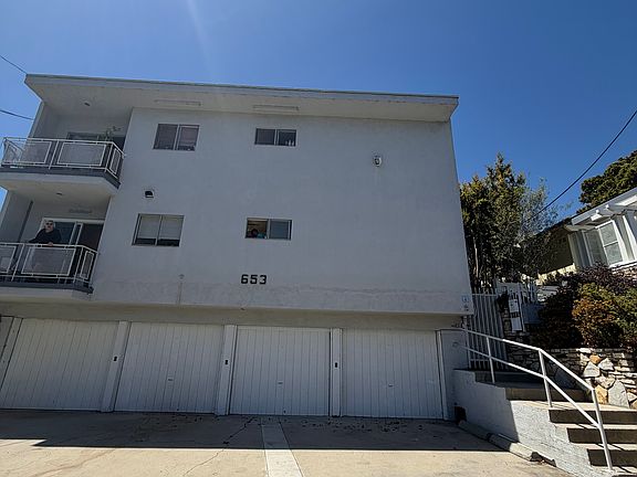 4th image of 653 Pier Ave APT 3