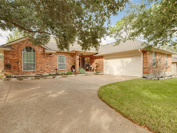 3904 Cheshire Ct, Bryan, TX 77802