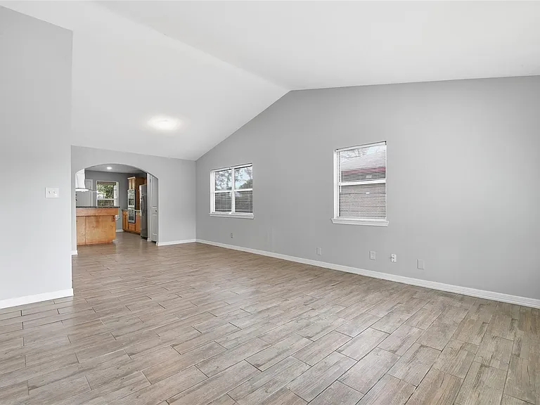 6203 Gaston St — Photo 5