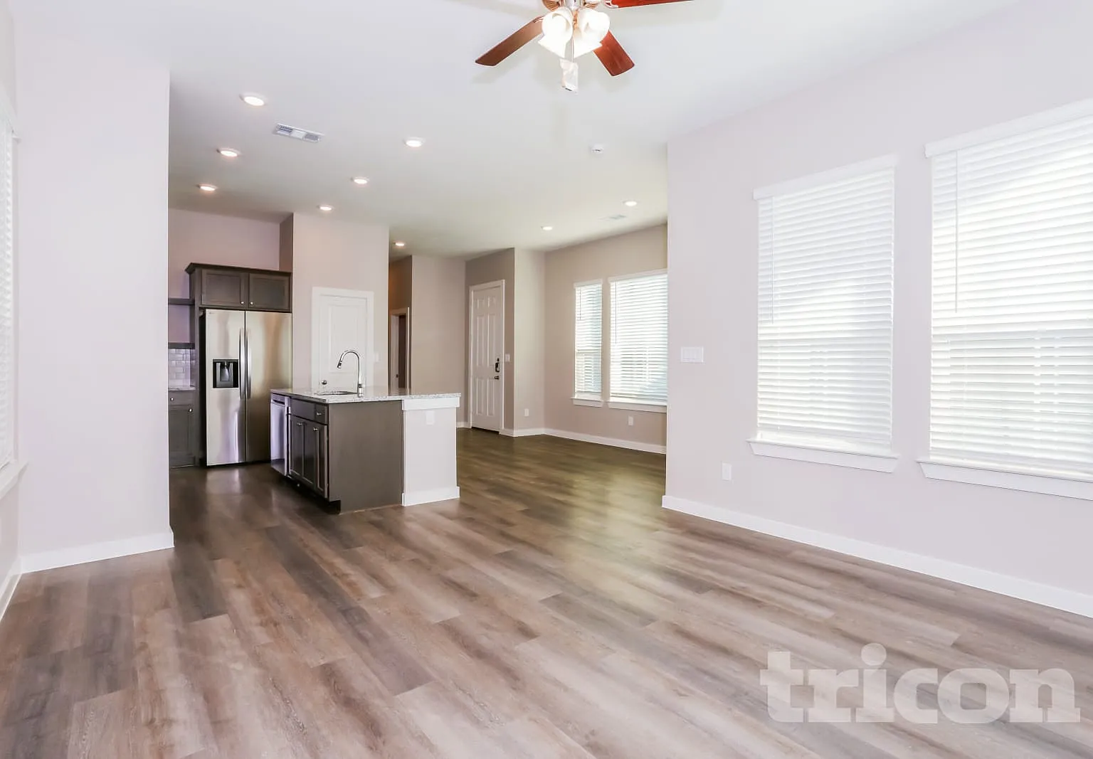 714 Lacewing Drive Arlington TX — Photo 3
