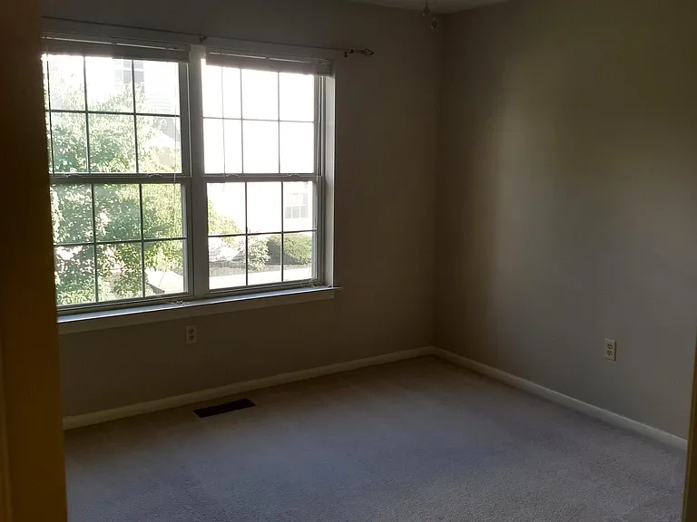 308 Hamilton Dr — Photo 18