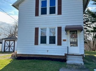 891 W River Rd N, Elyria, OH 44035