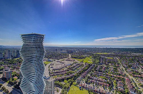448 Burnhamthorpe Rd W Photo 1