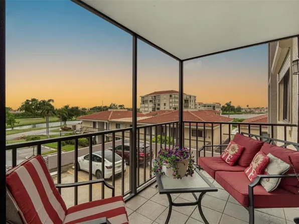 6158 Palma Del Mar Blvd S APT 305, Saint Petersburg, FL 33715