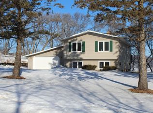 20619 Hillcrest Rd, Fergus Falls, MN 56537