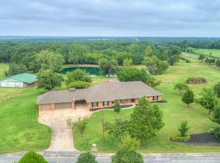 2301 Deer Creek Dr, Edmond, OK 73025