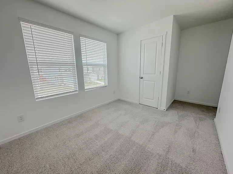 803 Sandhill Crane Ln — Photo 14
