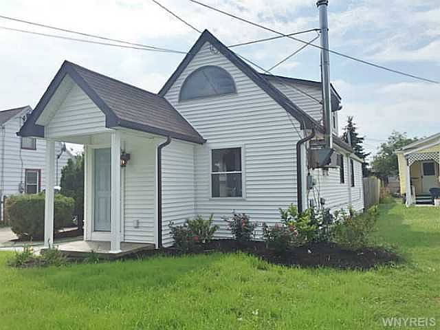 1st image of 160 Hinman Ave