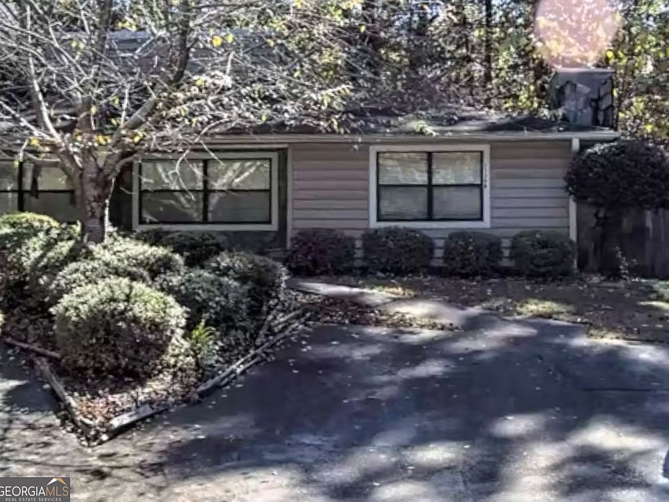 1st image of 5338 Darkwood Ct #B-15