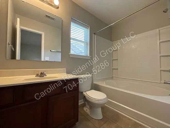 7043 Haines Mill Rd — Photo 18