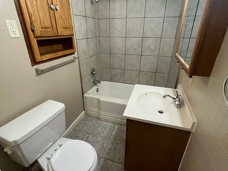 1236 Scott Ave — Photo 8