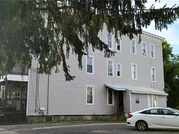 4th image of 623 Blandina St