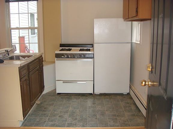 5th image of 260-262 Adams St #2