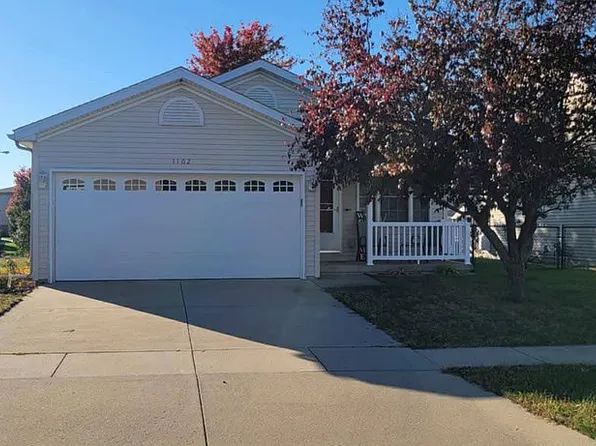 1102 Wanda Way, Bloomington, IL 61704