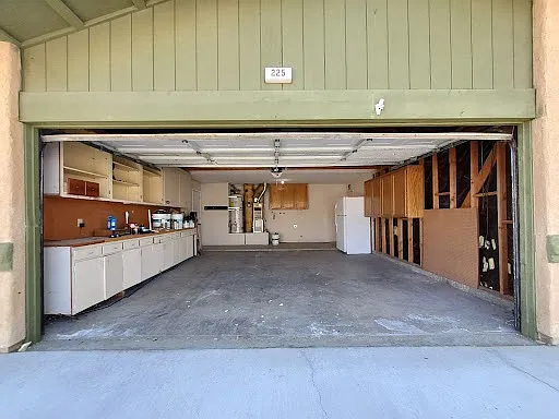 225 Michele St — Photo 31