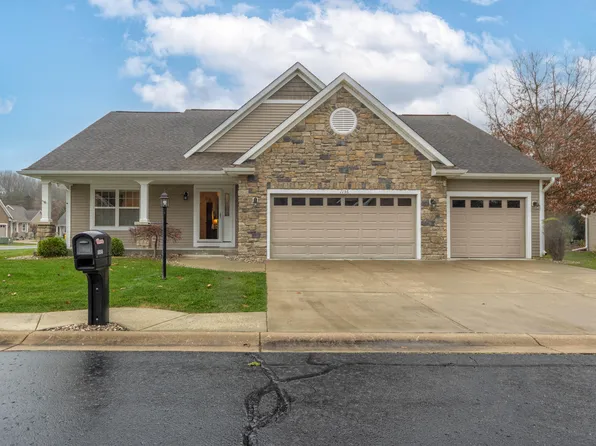 1156 Coral Springs Dr, Portage, MI 49002