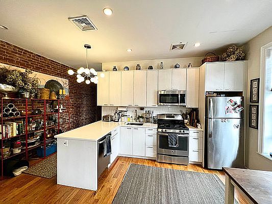 5th image of 73 Malcolm X Blvd #3