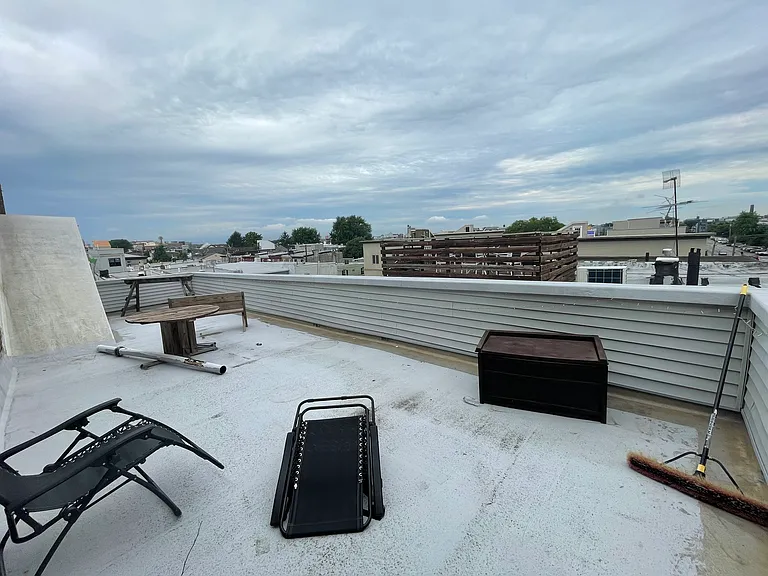 2408 E York St #2 — Photo 27