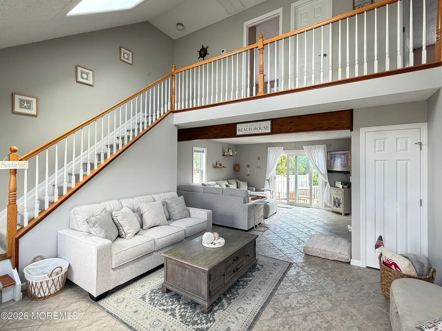 3 bed, 1.5 bath, 1464 sqft, $2,500 — Photo 4
