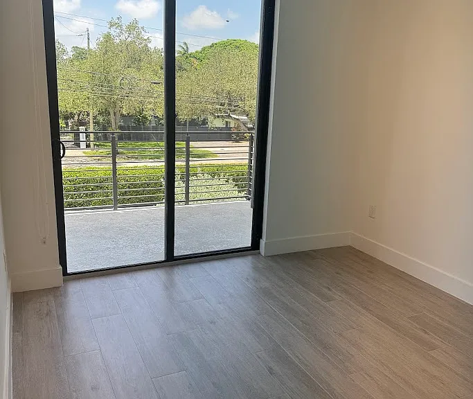 bedroom 3 with balcony