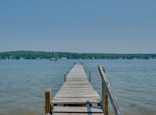 2 Elizabeth St, Niantic, CT 06357