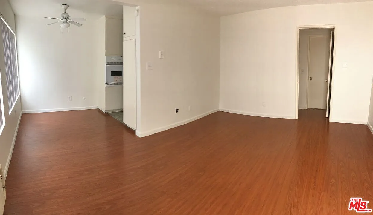 1 bed, 1.0 bath, 1000 sqft, $1,600 — Photo 2