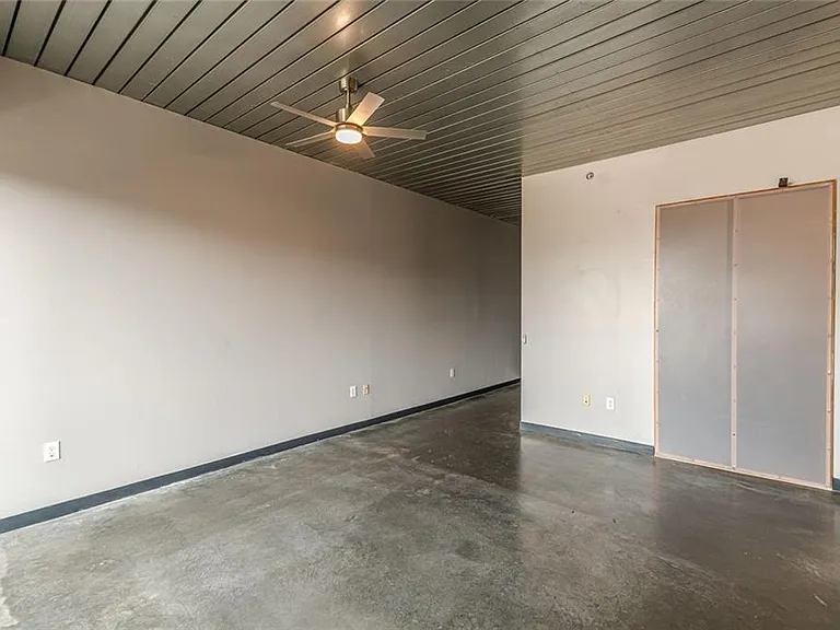 620 Glen Iris Dr NE #501 — Photo 44