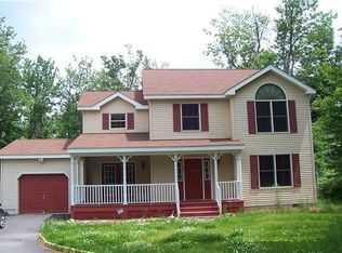 608 Quail Ln, Tobyhanna, PA