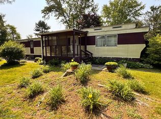 7940 Pricilla St SE, Waynesburg, OH 44688