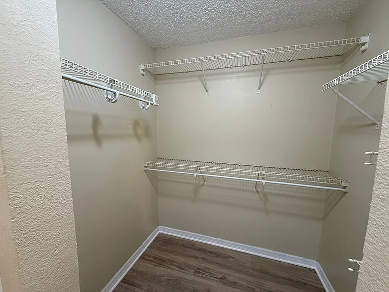 3216 Tealwood Ter — Photo 7
