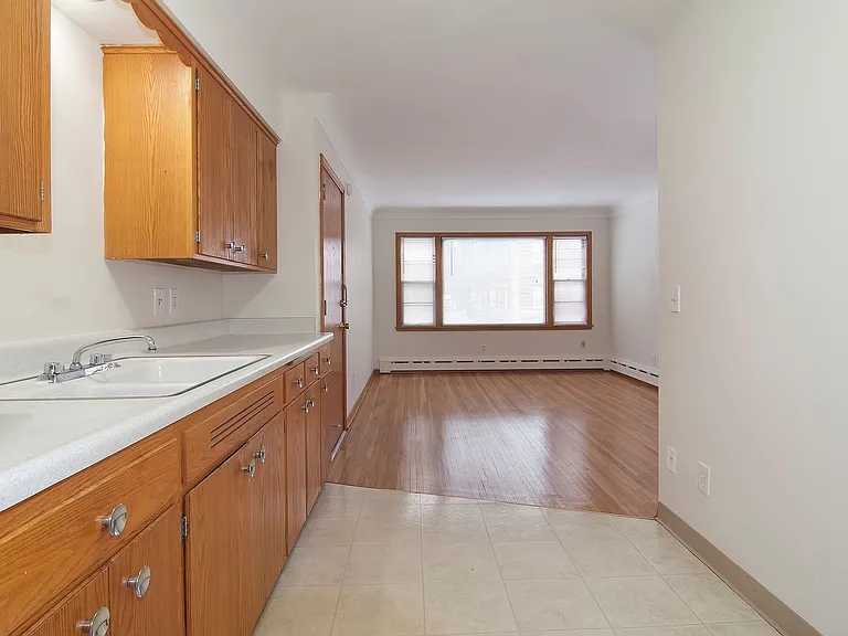 3523 Grand Ave S — Photo 3