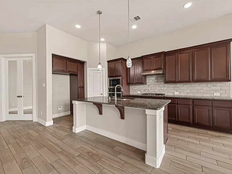 2619 Lilac Point Ln — Photo 21
