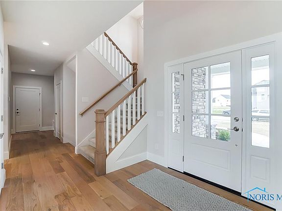 4th image of 1038 Dwyer Dr