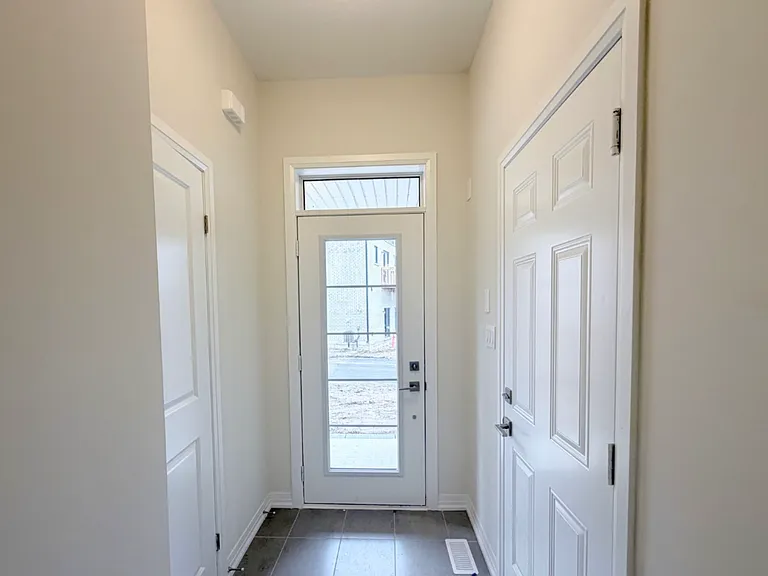 660 Colborne St W #78 — Photo 2