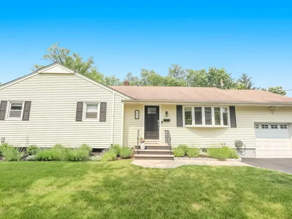 62 Richard Dr, Dumont, NJ 07628