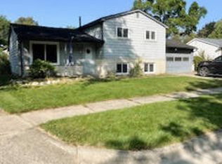 1745 David Ct, Ann Arbor, MI 48105