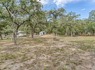 150 Deer Park Rd, La Vernia, TX 78121