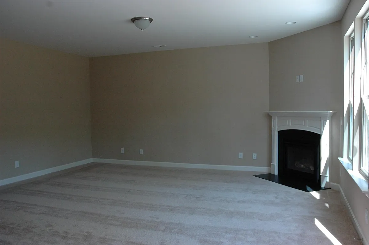Building Photo - 809 Claude Laurel Dr