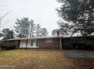 145 Wesley Ln, Harrogate, TN 37752