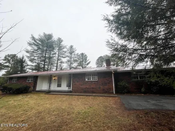 145 Wesley Ln, Harrogate, TN 37752