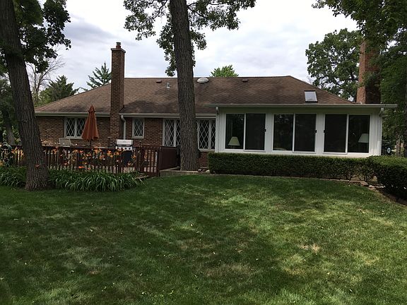 3rd image of 713 Forest Glen Ln