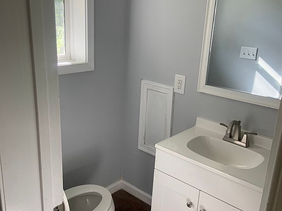 2nd image of 449 Forest Ln