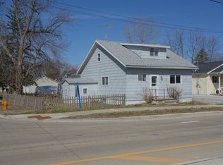 1707 N Ballard Rd, Appleton, WI 54911
