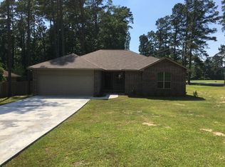 1 Chinquepin Dr, Magnolia, AR 71753