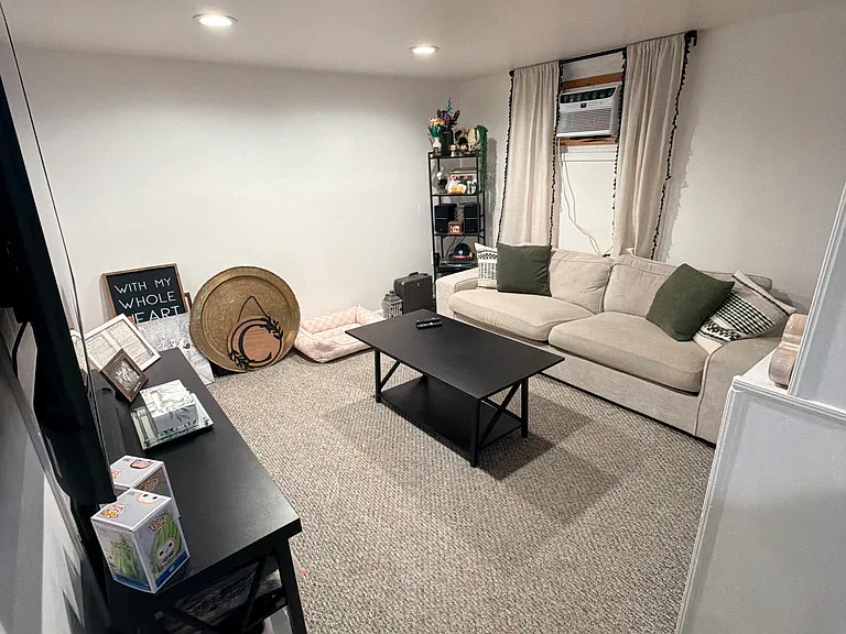 209 Seward St — Photo 3