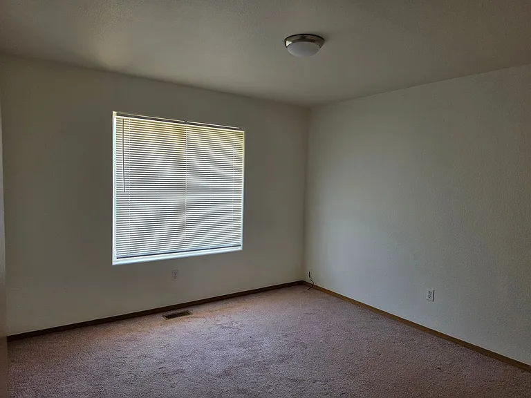 2302 South Dr — Photo 4